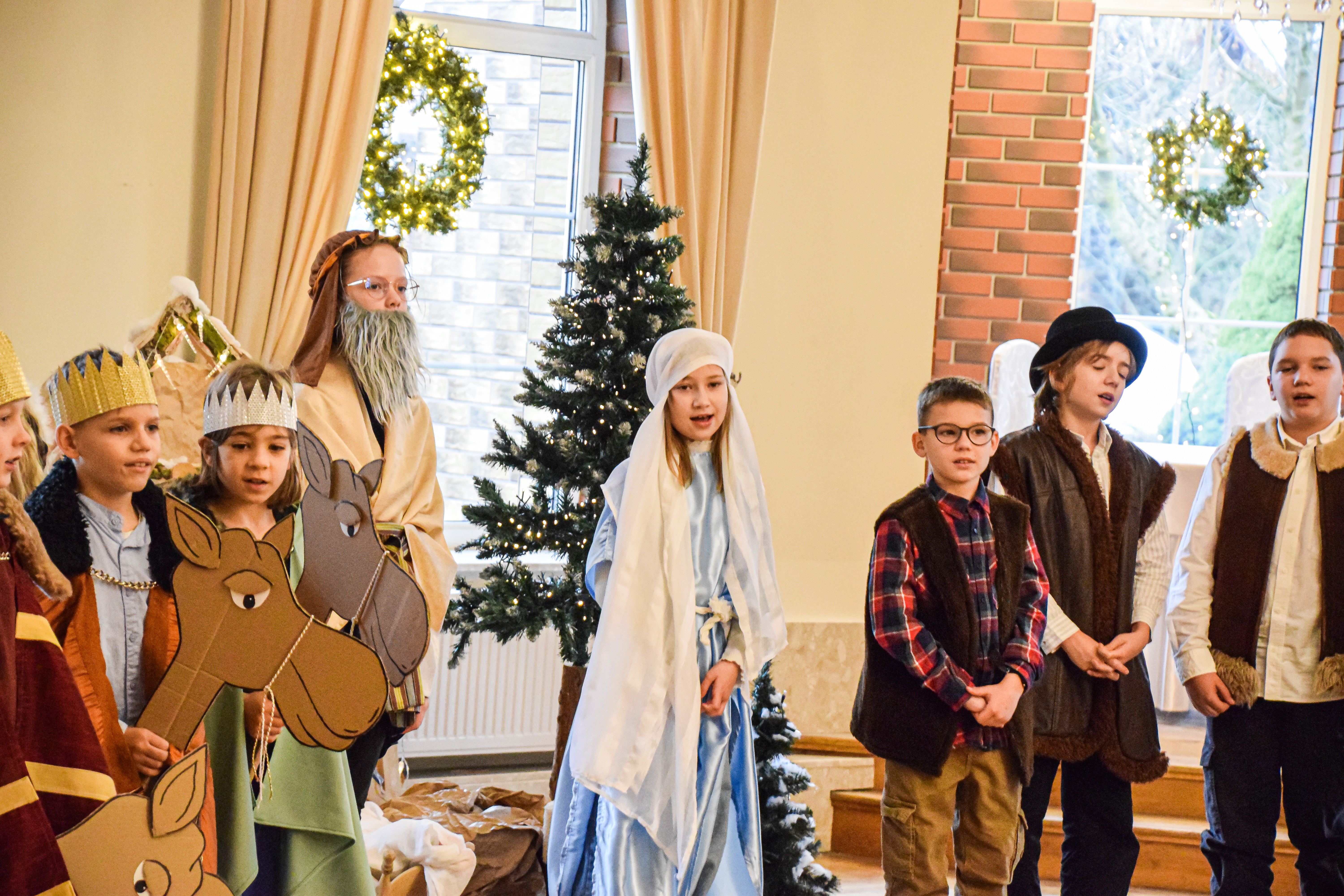 Świąteczne spotkanie dla podopiecznych GOPS-u w Wyrach (27).jpg