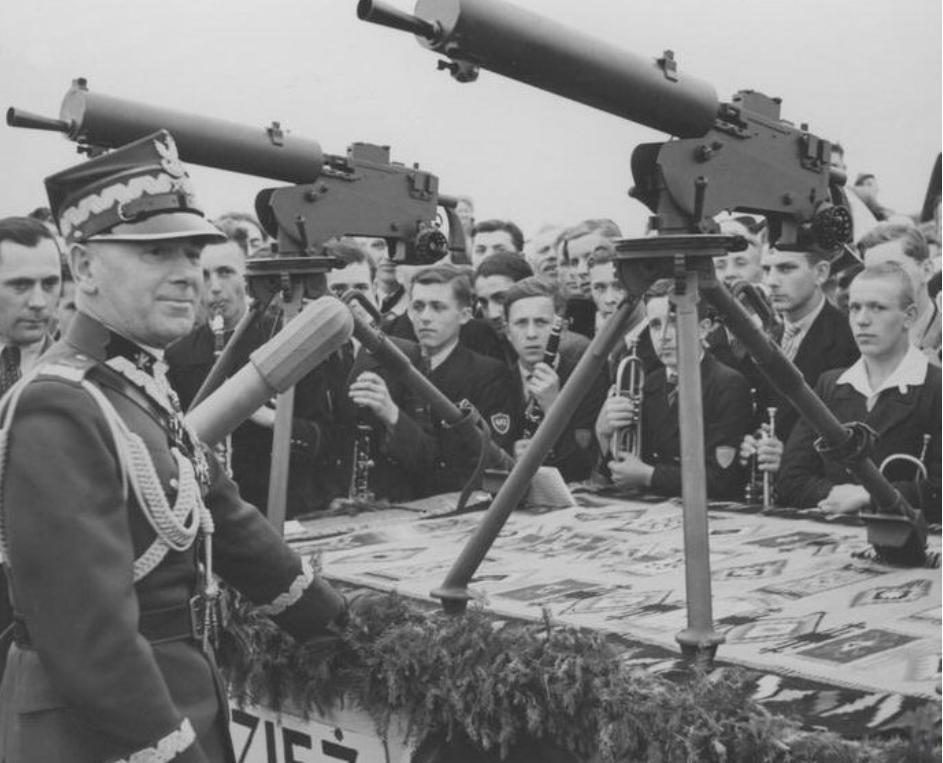 Ciężki karabin maszynowy wz. 30.png