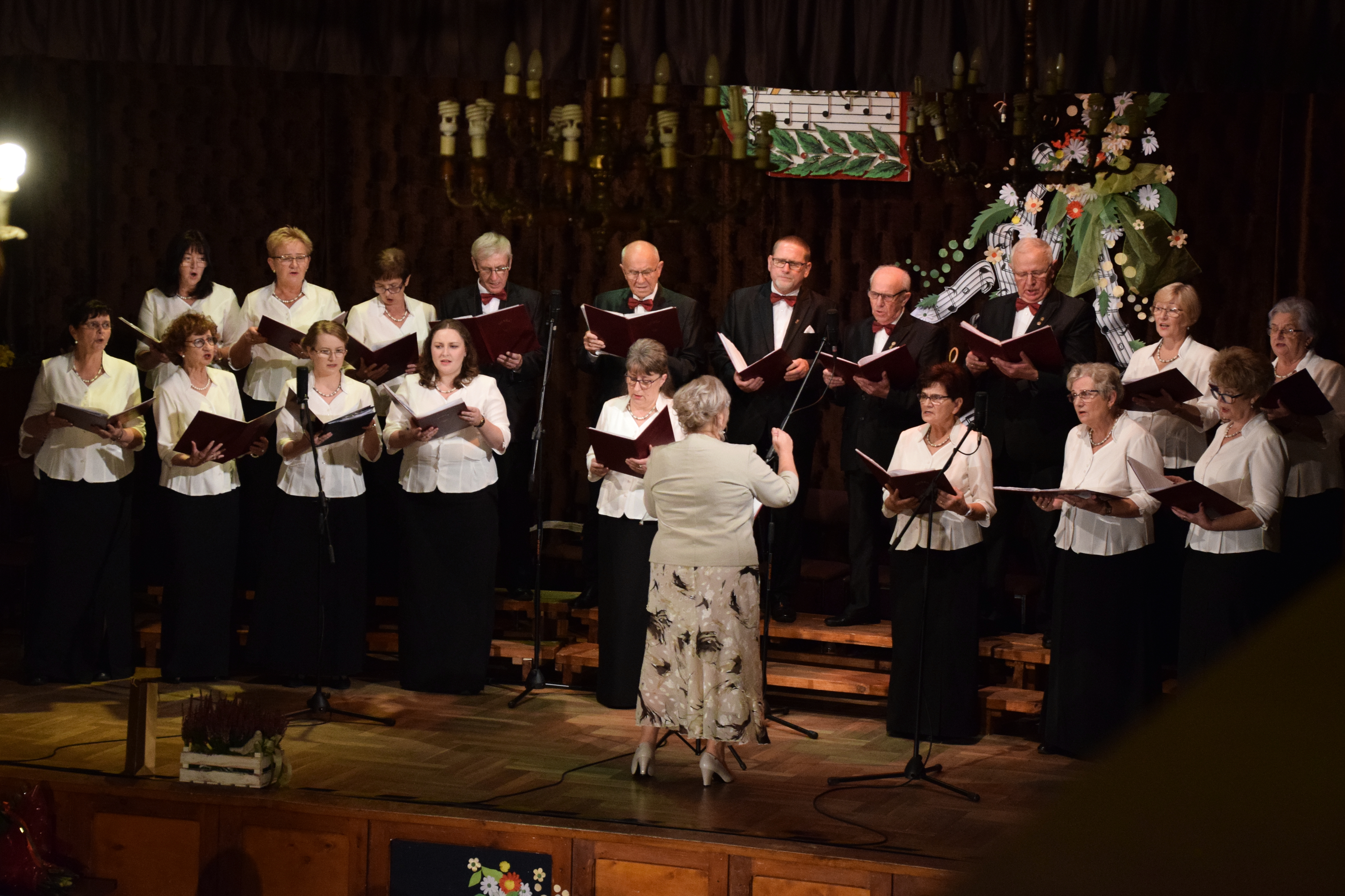 Jubileuszowy Koncert Chóru Zorza 2.10.2020 r (22).JPG