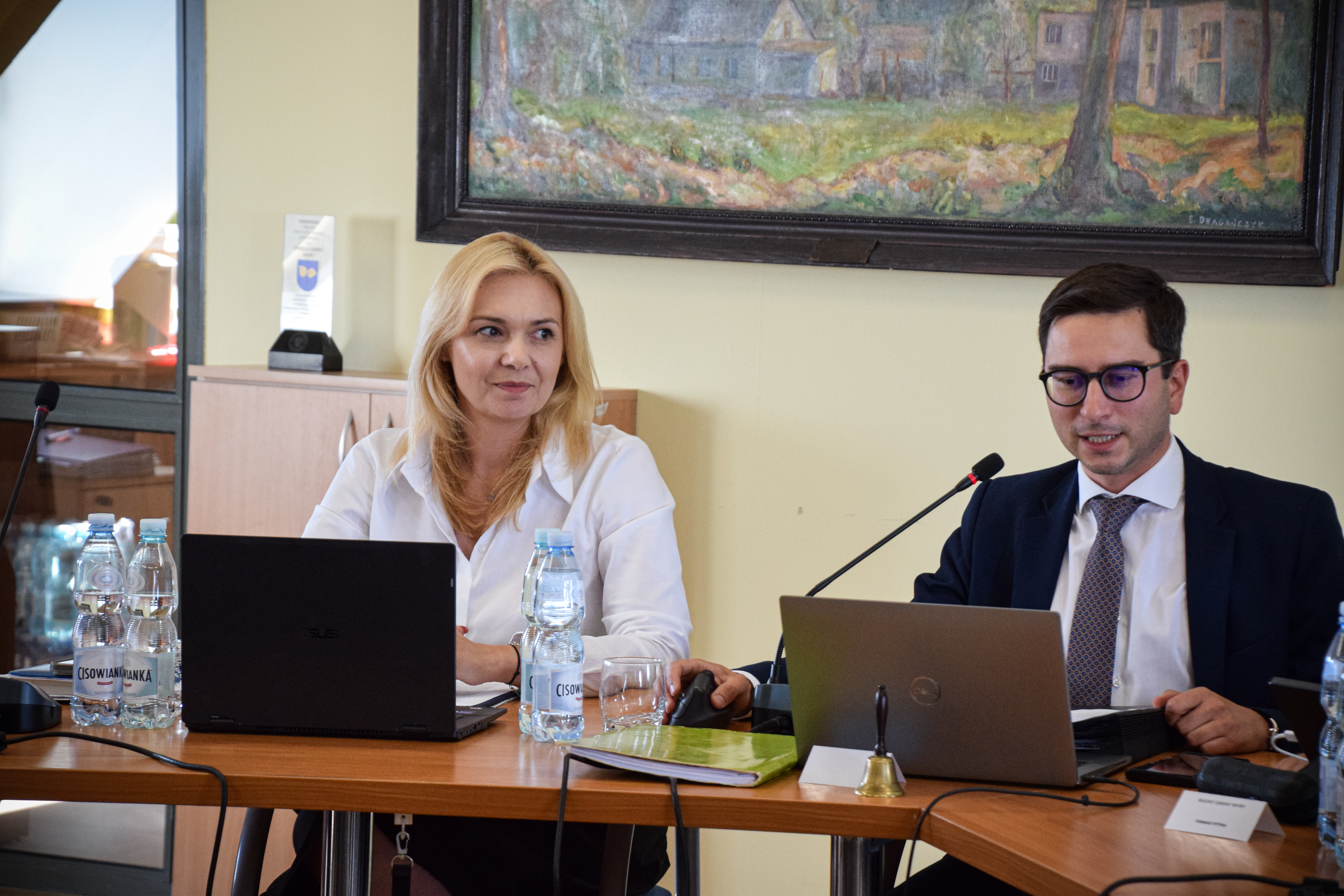 Wójt Gminy Joanna Pasierbek-Konieczny oraz przewodniczący Rady Gminy Marek Gołosz.jpg