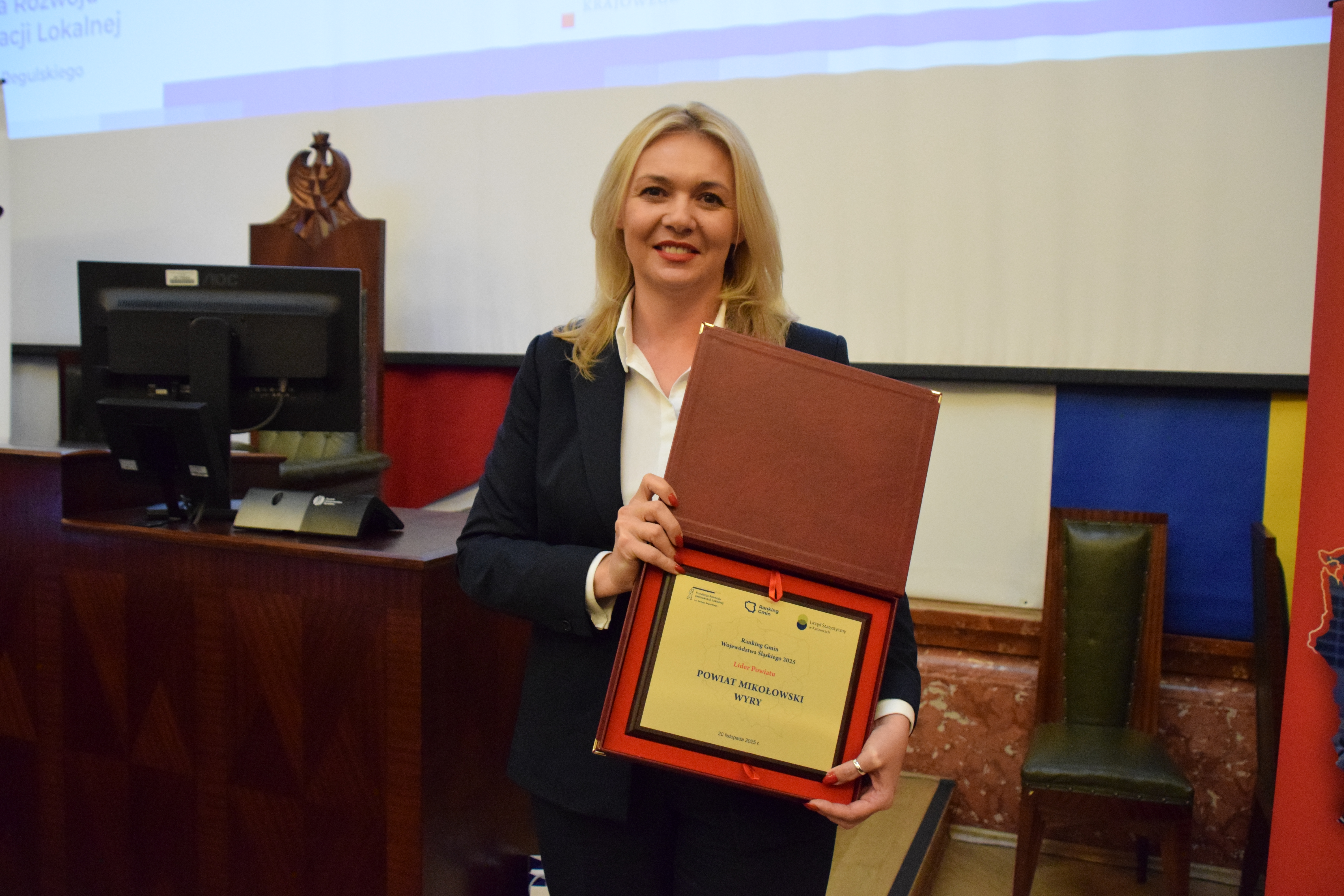 Uroczysta Gala podsumowująca Ranking Gmin Województwa Śląskiego i rozdanie nagród (5).JPG