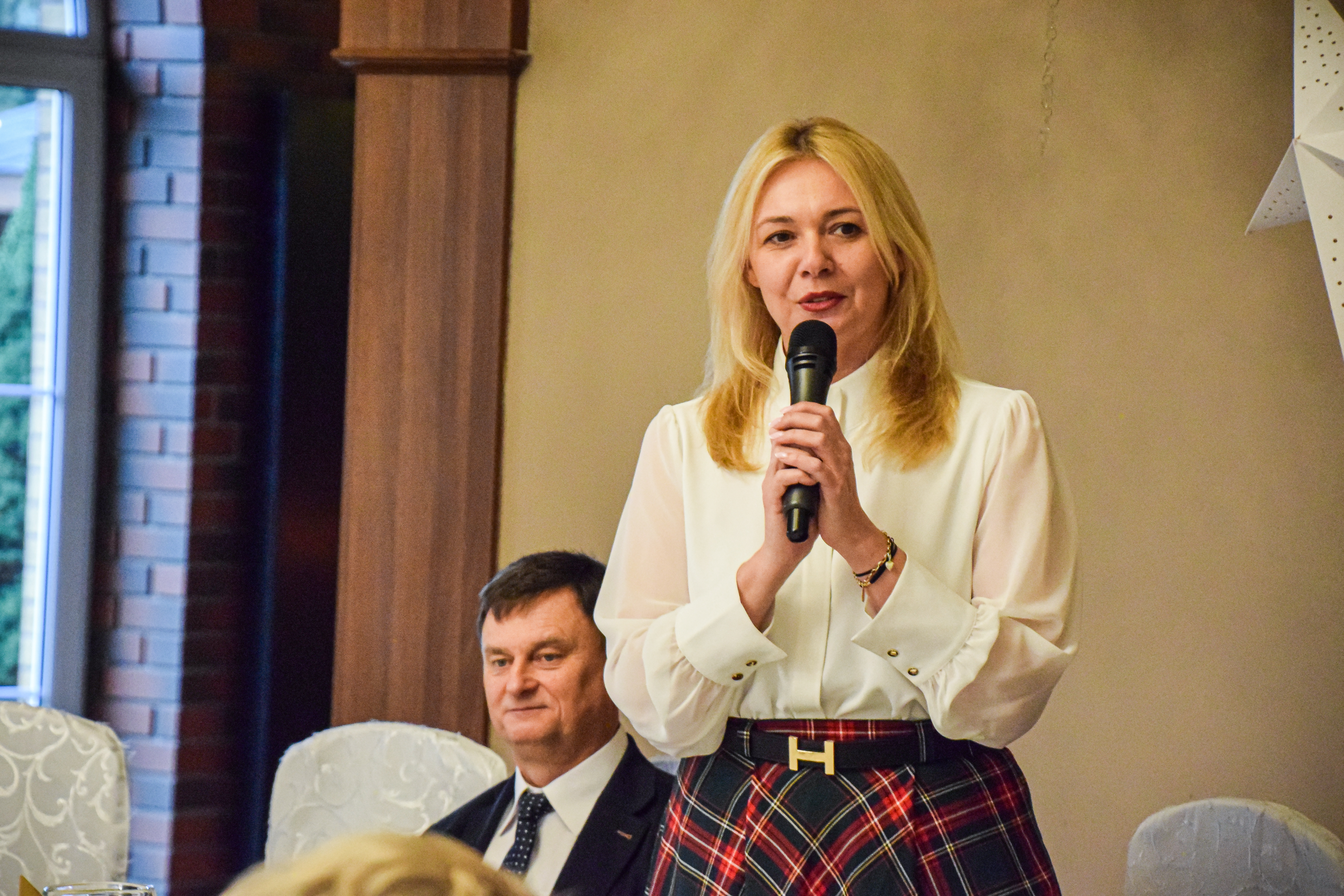 Świąteczne spotkanie dla podopiecznych GOPS-u w Wyrach (39).jpg