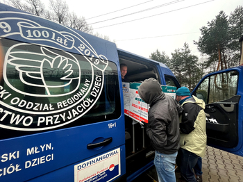 Gmina przekazała agregat dla Ukrainy (5).jpg
