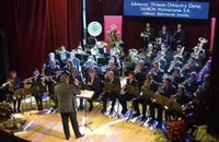 Szkoła Podstawowa w Wyrach zaprasza na Koncert Noworoczny